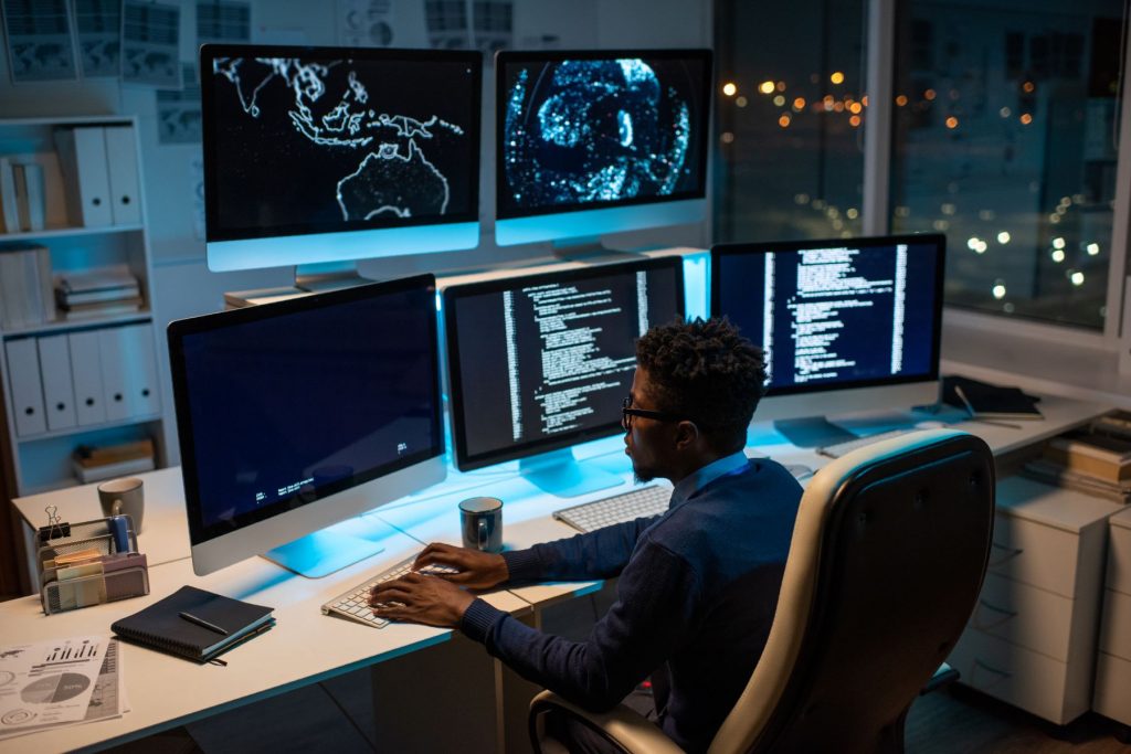 What is IoT? IoT kya hai? Internet of Things ka matlab kya hai? IoT devices IoT devices kaise kaam karte hain? Kaunse devices IoT mein include hain? IoT applications IoT ka use kis-kis cheez mein hota hai? IoT ka healthcare mein use? Smart homes mein IoT kaise kaam karta hai? IoT technologies IoT mein kaunse technologies use hoti hain? IoT mein sensors, connectivity aur cloud computing kaise kaam karte hain? IoT in daily life Humari daily life mein IoT kaise use hota hai? Smart home devices kaise kaam karte hain? IoT security IoT ki security kaise protect karte hain? IoT devices ki security issues kya hain? IoT examples IoT ke examples kya hain? IoT ke practical examples kya hain? Future of IoT IoT ka future kaisa hoga? 2025 mein IoT kaise evolve hoga? IoT and Artificial Intelligence IoT aur AI ka connection kya hai? IoT aur machine learning ka future?