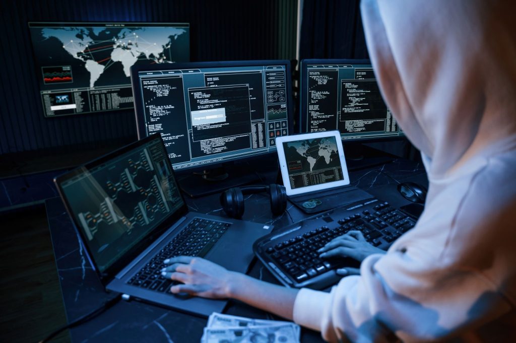 #CybersecurityJobs #EthicalHacking #InfoSecCareer #CyberThreats #PenTesting #RedTeamBlueTeam #SOCAnalyst #DigitalForensics #CloudSecurity #HackingCareers